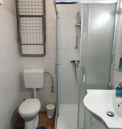 Forrest Апартаменты Денешдиаш