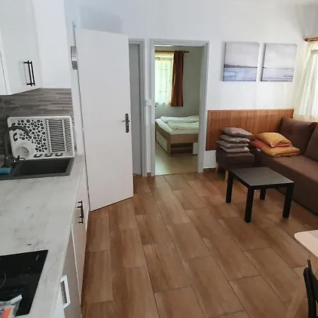 Forrest Apartament